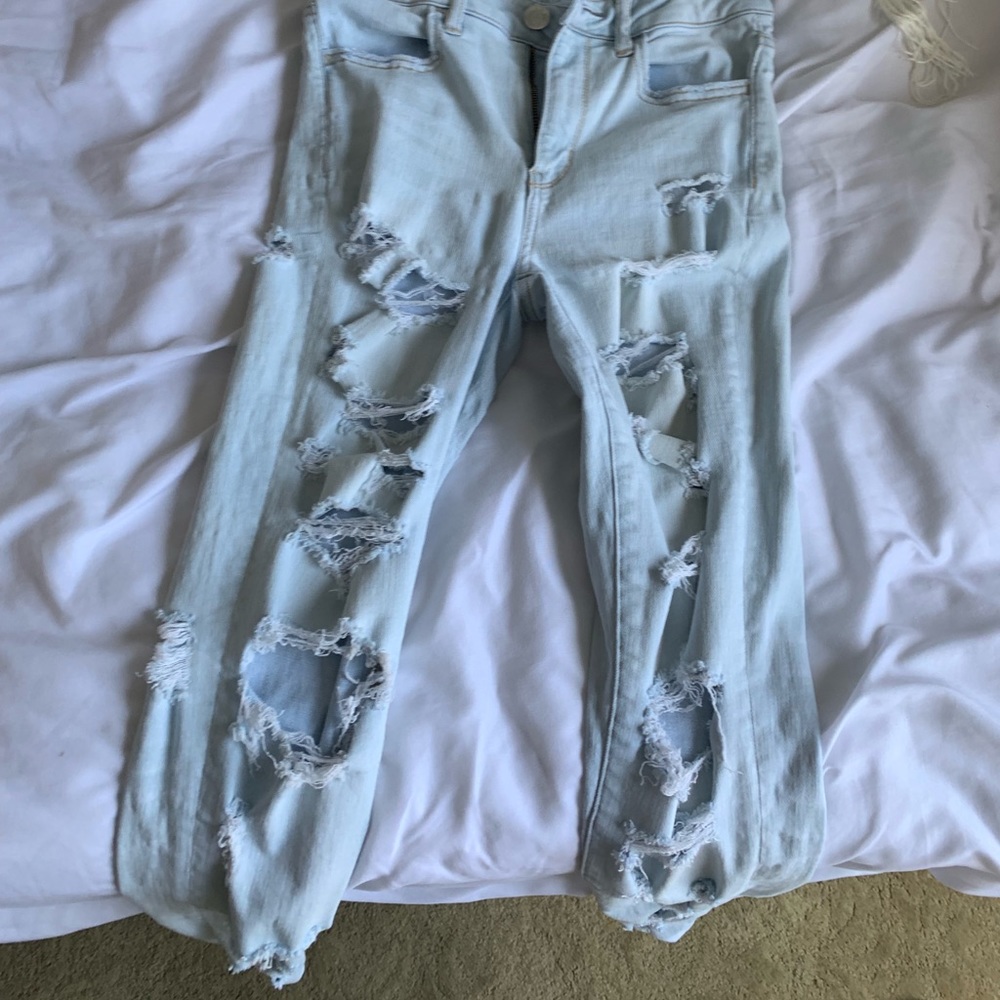 light ripped high rise AE jeans